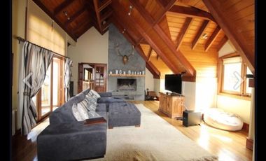 Espectacular Casa en Exclusivo Condominio