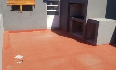 Departamento Tipo Casa en venta en Lanus Oeste