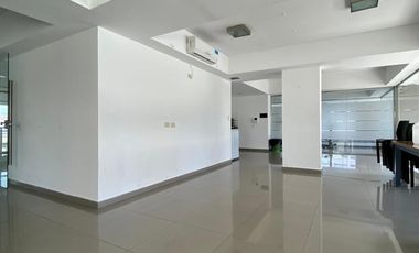 Departamento de  2 AMBIENTES en venta