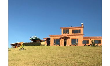 EXCLUSIVA CASA DE CAMPO EN VENTA – CARMEN DE CARUPA CUNDINAMARCA