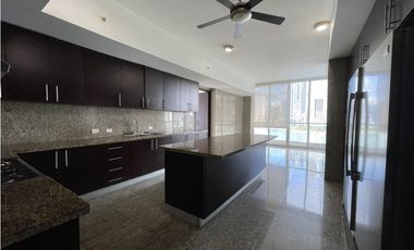 Alquiler de hermoso apartamento en el PH The Point, Paitilla