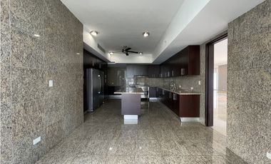 Alquiler de hermoso apartamento en el PH The Point, Paitilla