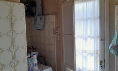 VENDO CASA CON TERRENO Y GALPON EN QUEQUEN