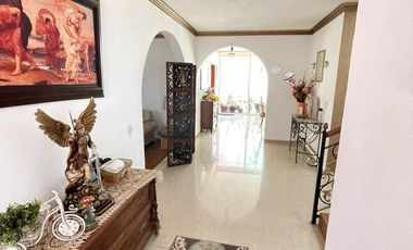 NORTE EN MISION DEL CAMPANARIO AMPLIA CON EXCELENTES ESPACIOS