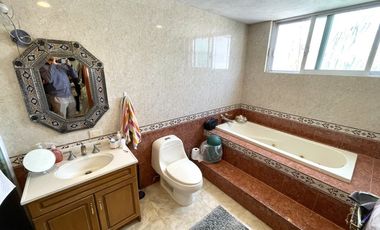 NORTE EN MISION DEL CAMPANARIO AMPLIA CON EXCELENTES ESPACIOS