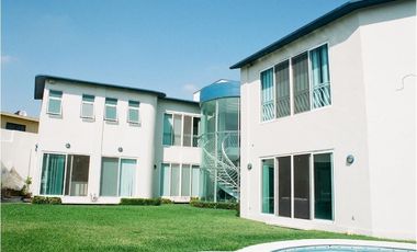 BOCA DEL RÍO COSTA DE ORO VENDO AMPLIA RESIDENCIA ALBERCA