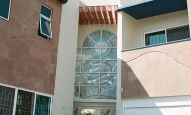 BOCA DEL RÍO COSTA DE ORO VENDO AMPLIA RESIDENCIA ALBERCA