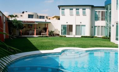 BOCA DEL RÍO COSTA DE ORO VENDO AMPLIA RESIDENCIA ALBERCA