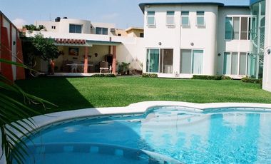 BOCA DEL RÍO COSTA DE ORO VENDO AMPLIA RESIDENCIA ALBERCA