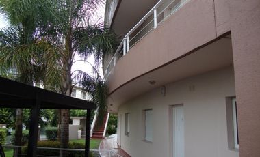 MUY LINDO DEPARTAMENTO EN VILLA CARLOS PAZ, 2 DORM, PILETA, ASADORES, COMPLEJO PROA. Temp 2020