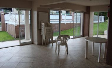 MUY LINDO DEPARTAMENTO EN VILLA CARLOS PAZ, 2 DORM, PILETA, ASADORES, COMPLEJO PROA. Temp 2020
