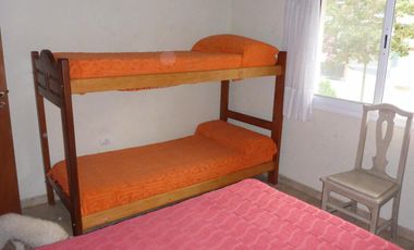 MUY LINDO DEPARTAMENTO EN VILLA CARLOS PAZ, 2 DORM, PILETA, ASADORES, COMPLEJO PROA. Temp 2020