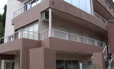 MUY LINDO DEPARTAMENTO EN VILLA CARLOS PAZ, 2 DORM, PILETA, ASADORES, COMPLEJO PROA. Temp 2020