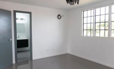 SE VENDE HERMOSA CASA EN VILLA LUCRE- ALTOS DE SAN RAFAEL  REMODELADA