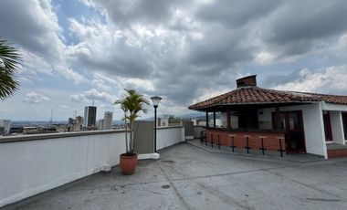 apartamento en venta en granada. Cod V12128