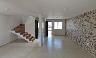 EXCELENTE CASA EN ARBOLEDAS DE SANTA MATILDE