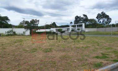 lote en venta en royal club. Cod V10554