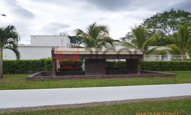 lote en venta en royal club. Cod V10554