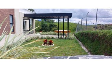 Vendo hermosa casa campestre  vía condina