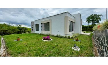 Vendo hermosa casa campestre  vía condina