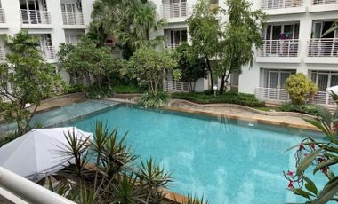 Di Jual Apartemen Cosmopolis Dekat Ubaya Surabaya Timur, 2 Bedroom Jadi 1 Luas Siap huni Bagus dengan Balkon