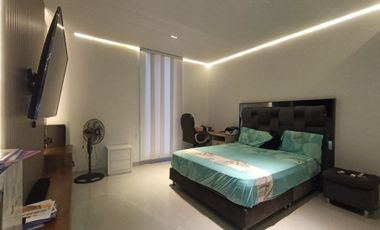 casa en venta en via bocono. Cod V31984