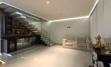 casa en venta en via bocono. Cod V31984