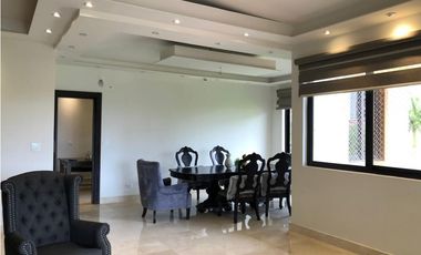 GRAN OPORTUNIDAD PENTHOUSE EMBASSY GARDENS 450M2