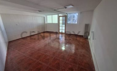 Se arrienda excelente Galpón, sector Comercial - industrial