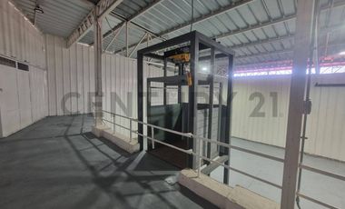 Se arrienda excelente Galpón, sector Comercial - industrial