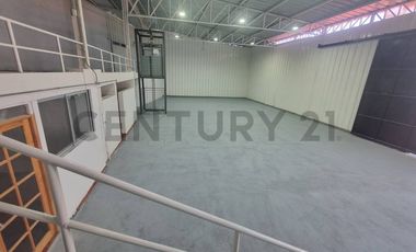 Se arrienda excelente Galpón, sector Comercial - industrial