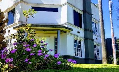 Chalet en venta en Barrio Sarmiento