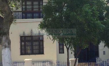 Casas Venta AV. Grau  - PIURA