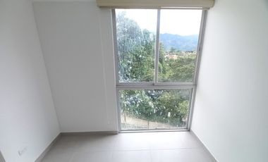 apartamento en arriendo en conjunto residencial mandala piso 2. Cod A13720