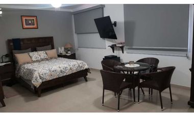 ALQUILER  CASA CON PISCINA EN LA ALAMEDA