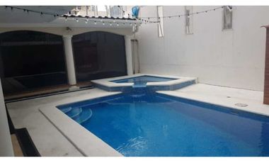 ALQUILER  CASA CON PISCINA EN LA ALAMEDA