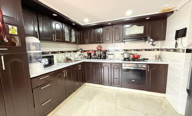 casa en venta en villa mayor oriental. Cod V1964