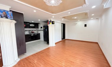 casa en venta en villa mayor oriental. Cod V1964