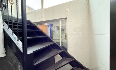 casa en venta en villa mayor oriental. Cod V1964