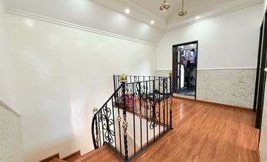 casa en venta en villa mayor oriental. Cod V1964