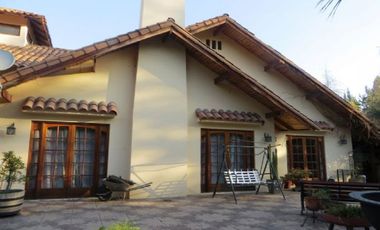 Casa en venta en Colina