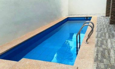 3-Storey Modern House With Pool For Sale in Angeles City
