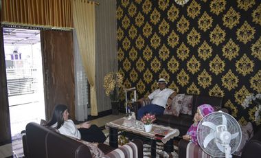 RUMAH MEWAH DI JUAL CEPAT +KOLAM RENANG DI JL SIMPANG TIGA