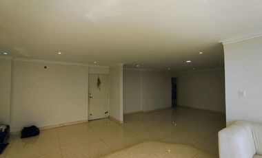 apartamento en venta en altos de riomar. Cod V106963
