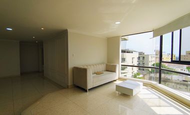 apartamento en venta en altos de riomar. Cod V106963