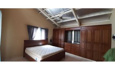 VENDO/ ALQUILO CASA AMOBLADA Y 9516M2 DE TERRENO