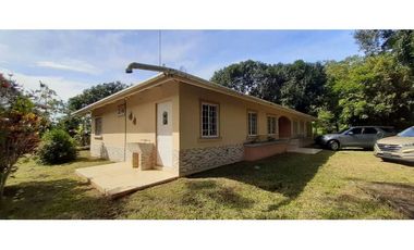 VENDO/ ALQUILO CASA AMOBLADA Y 9516M2 DE TERRENO