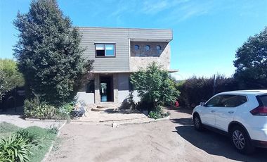 Casa en Venta en mantagua 12010
