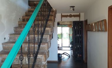 Casa en Venta en mantagua 12010