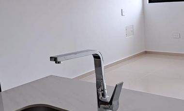 VENTA ESPECTACULAR APARTAMENTO NUEVO EN SOTOMAYOR – PISO 9 CON BALCÓN. Cod V13478